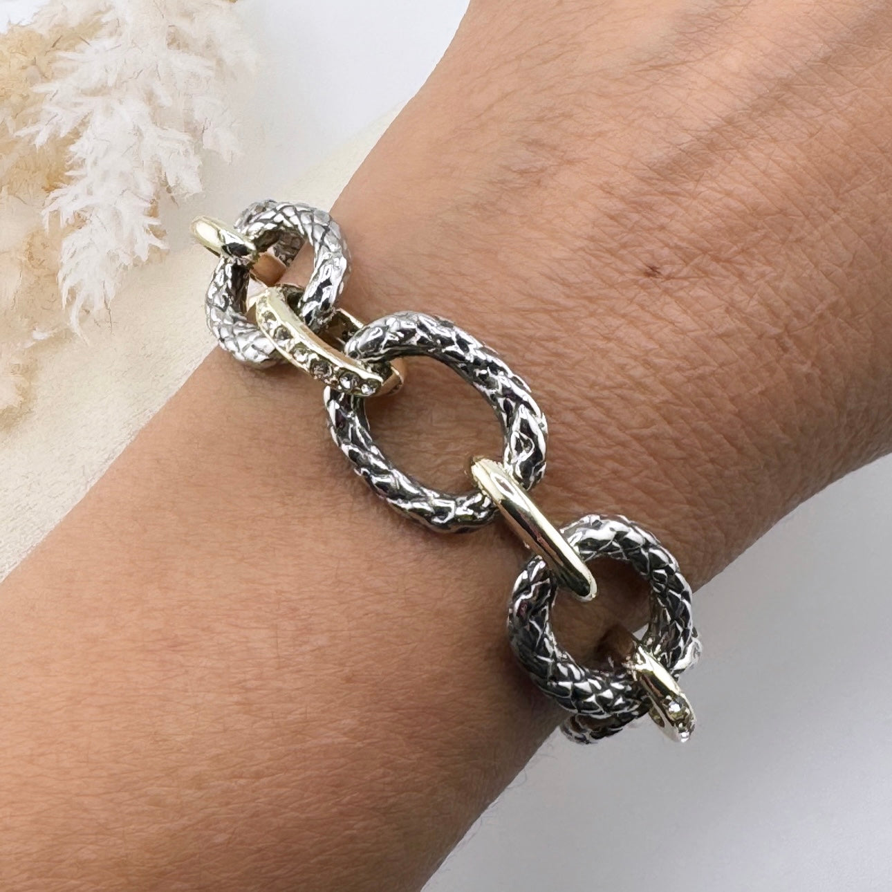 Calesa bracelet