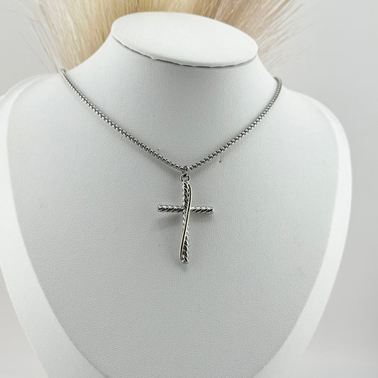 Bella cross chain