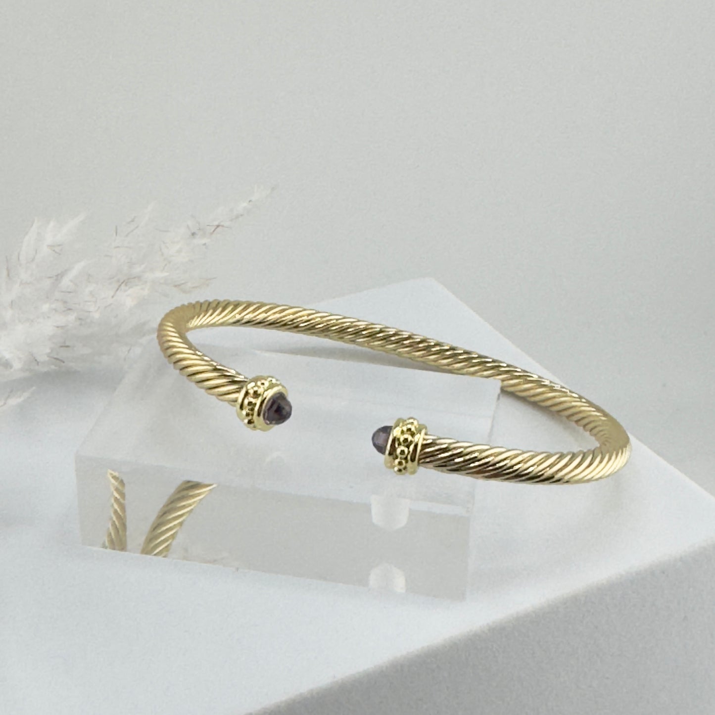 Yanse  gold bracelet