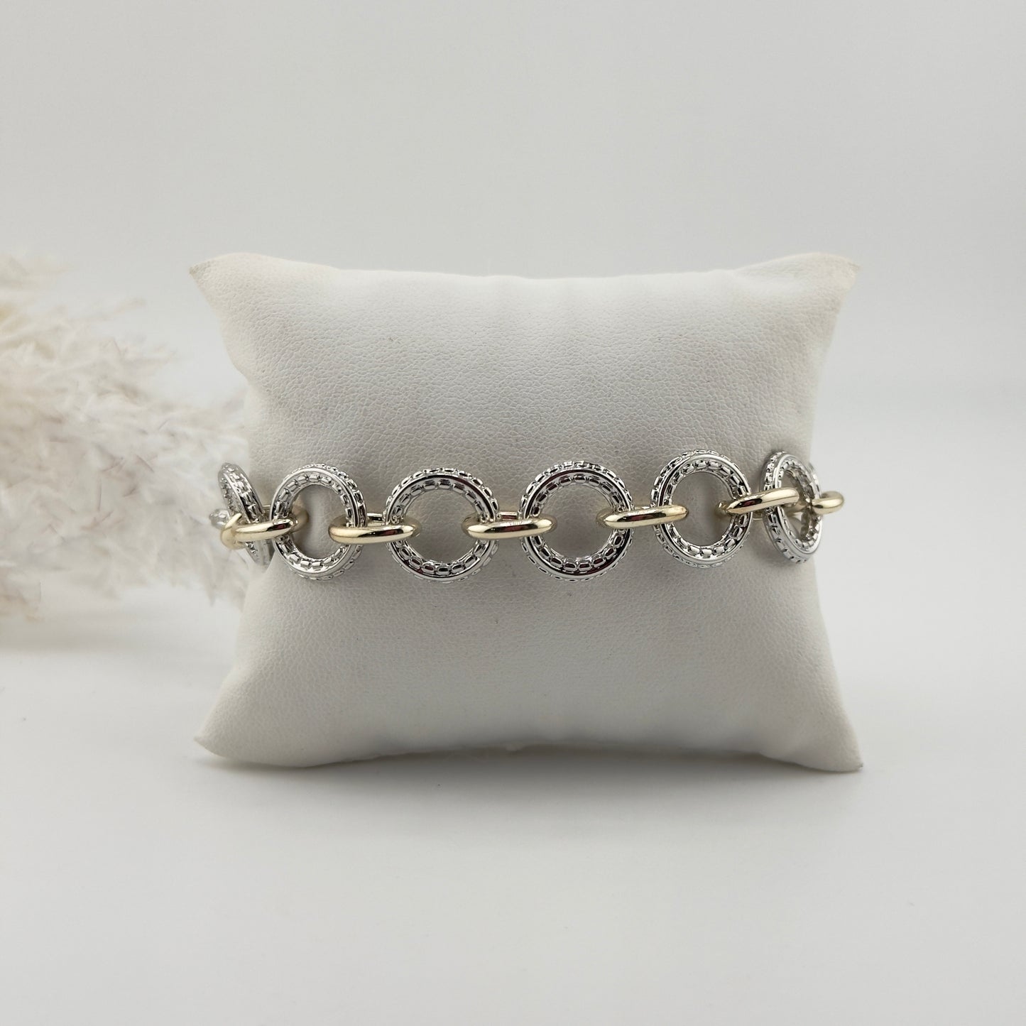 Omaris bracelet