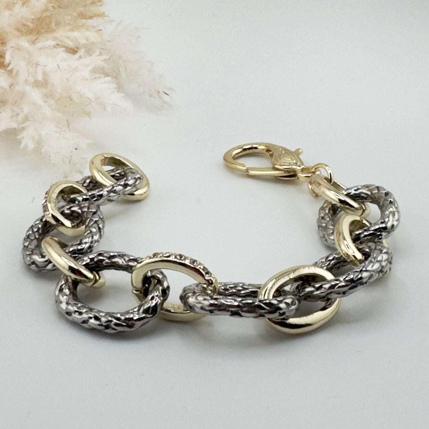 Calesa bracelet